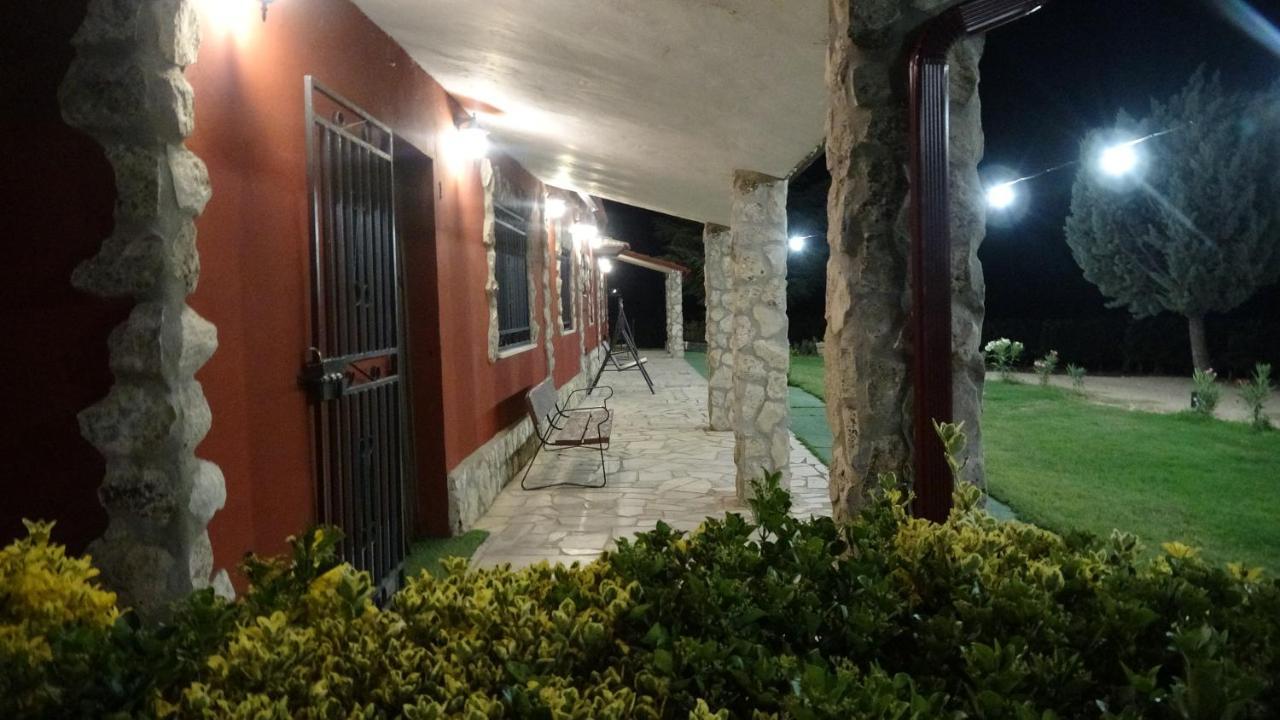 Entrevinedos De Bodegas Marcos