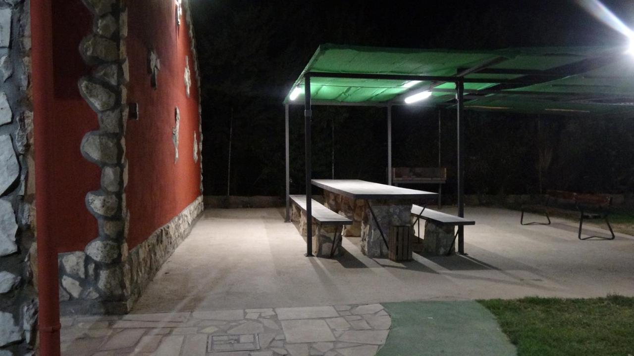 Entrevinedos De Bodegas Marcos Hébergement de vacances Peñafiel